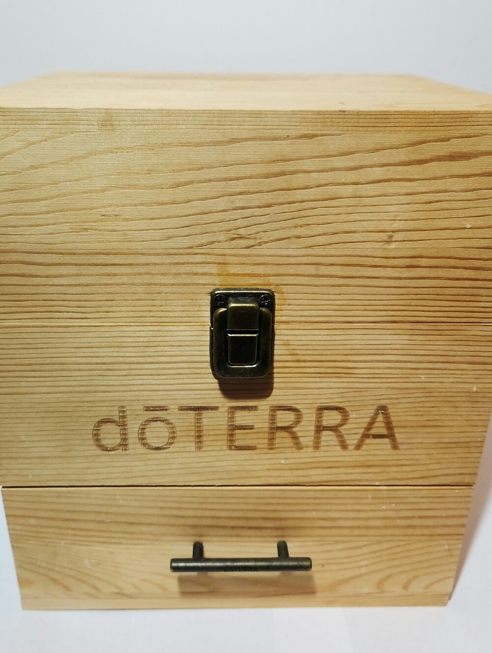 doTERRA Natural Wood Essential Oil Storage Box - Light Wood